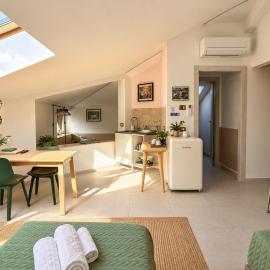 Stella House B&B + Free park
