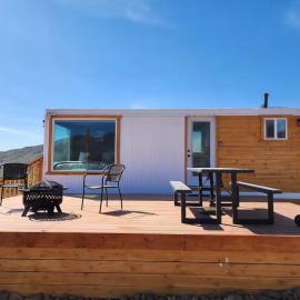 Starwalk Luxury Off Grid Sky Walk by Grand Canyon, khách sạn ở Meadview