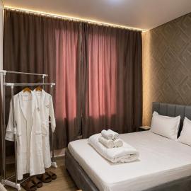 IZI Hotel, hotel din Almatî