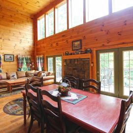 Smoky Mountain Paradise, hotel din Bryson City