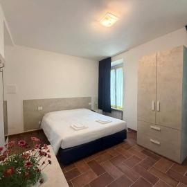 Guesthouse77