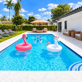 Miami Tropical House