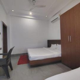 Townhouse Jhansi Fort Formerly Hotel Chitra Chouraha,占西的飯店