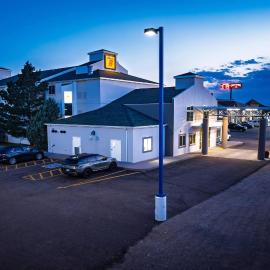 Super 8 by Wyndham Sidney NE I-80, hotel u gradu Sidni
