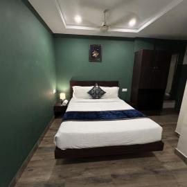 FabHotel Cedar Grove