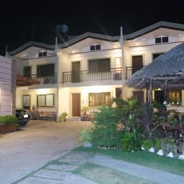 YOO C Apartment Dumaguete - 2Bed & Studio wifi netflix kitchen