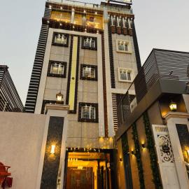 Hotel RS Grand, hotelli kohteessa Kashi
