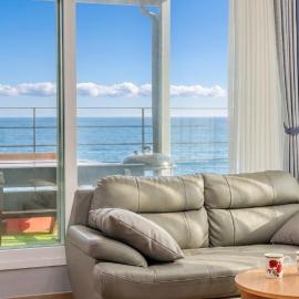 Gangneung Glad Pension – hotel w mieście Gangneung
