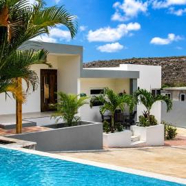 Pool, Central, Quiet resort, 15 min to the beach, hotel i Grote Berg