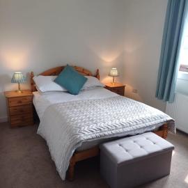 Clova Cottage 7BR Retreat