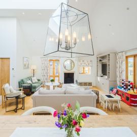 The Old Stables and Shepherds Hut - Cotswolds Country Retreat