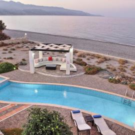 Beachfront villa Aqua Marine with private pool,ping-pong & BBQ