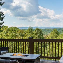 Deer Mountain Retreat, hotel v mestu Ellijay