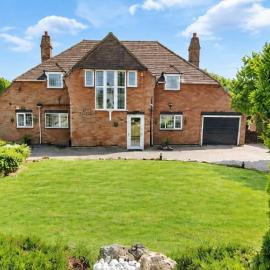 Tangle Tree Lodge - Luxury, Parking, Spacious 5 bedroom, 7 beds, sleeps 12