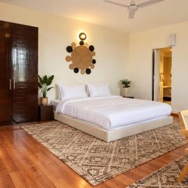 Grassland zen retreat