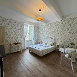 Maison Romantique, хотел в Оларг