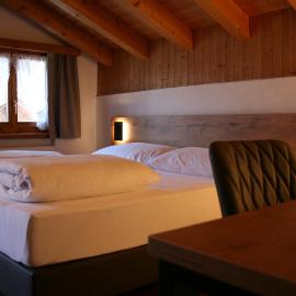 Cruna Lodge Self Check-In 24-7, Hotel in Sedrun