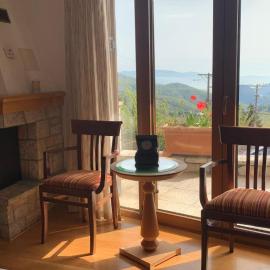 Wood and Tradition Pavliani