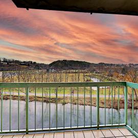 Dual-Suite Riverside Condo Sleeps 4 Views Pool