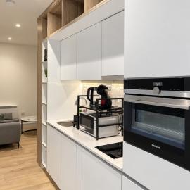 Modern Studio Near Heathrow Airport - Sleeps 3 - Free Wi-Fi