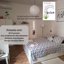 OLD TOWN HOUSE LA CORTE Casa Vacanze