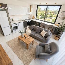 BluePalm residence with pool in Kyrenia center