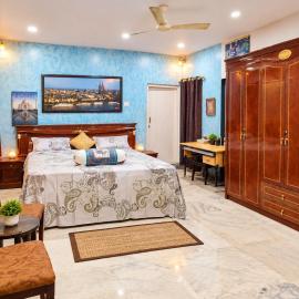 A place to relax and easy accesses to city, airport, train station, Puri