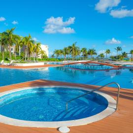 3BR Resort Condo - Corasol - Direct Beach Access