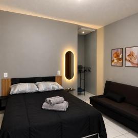 Private Studio with BBQ Grill, TV, AC, and Wi-Fi, hotel a Araquari