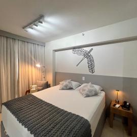 SAINT MORITZ PREMIUM - CAFÉ DA MANHÃ OPCIONAL - MAIOR FLAT DO CONDOMÍNIO COM 33M E NÃO COM 24M - Academia - Piscina - Garagem Privativa - Estação de recarga de carro elétrico - Ao lado do Shopping - Vista Panorâmica - Flat Particular