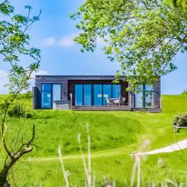 Swanborough Lakes Luxury Lodges