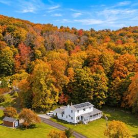 Ohana Nature Escape by AvantStay, hotel u gradu 'Catskill'