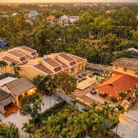 B'Hoian Retreat