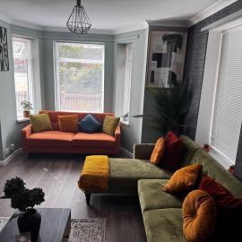 Spacious Newly Reno 3 Bed Home with Garden, Sleeps 7, Near BHX Airport, NEC & HS2