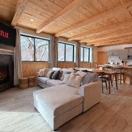 Fox Perch Nordic Design Nature Escape in Stowe