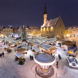 Dream Stay - Main Square Apartment with Picturesque View
