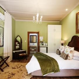 Lalani B&B/Self catering Cottages