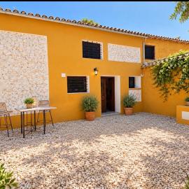Casa Rural El Ayozar