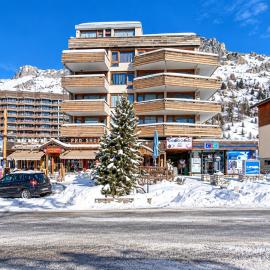 Résidence Les Cîmes - Centre Val d'Isère