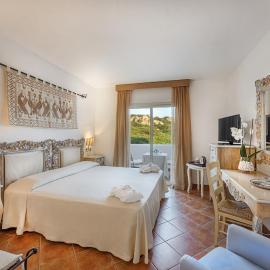 COLONNA GRAND HOTEL CAPO TESTA, a Colonna Luxury Beach Hotel, Santa Teresa Sardegna