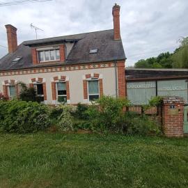 Les Garçonnières de Sologne, hotelli kohteessa Salbris