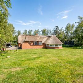 Pet Friendly Home In Væggerløse With Sauna