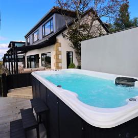 Parrott's Nest, hotel di Hyde