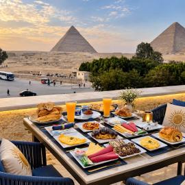 Melié Pyramids View, готель у Каїрі
