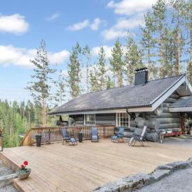 Holiday Home Juurakkopirtti by Interhome