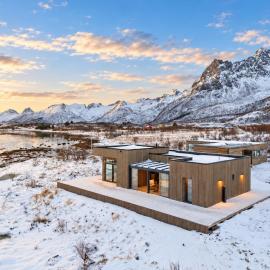 Lofoten Cabin, Glass Winter Garden, Sea-View Jacuzzi