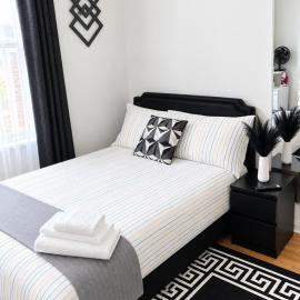 Located in London, next to Forest Hill train station , Studio Apartment nice relaxing chill spot, Hotel in Forest Hill