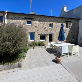 Maison de charme 100m plage, Hotel in Arzon