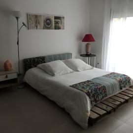 B&B Le Pas Des Chevreuils, hotell i Salles