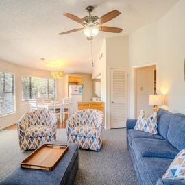 Serene Lake Travis Waterfront Home, Quiet Escape Near Austin No 1 Ocotillo